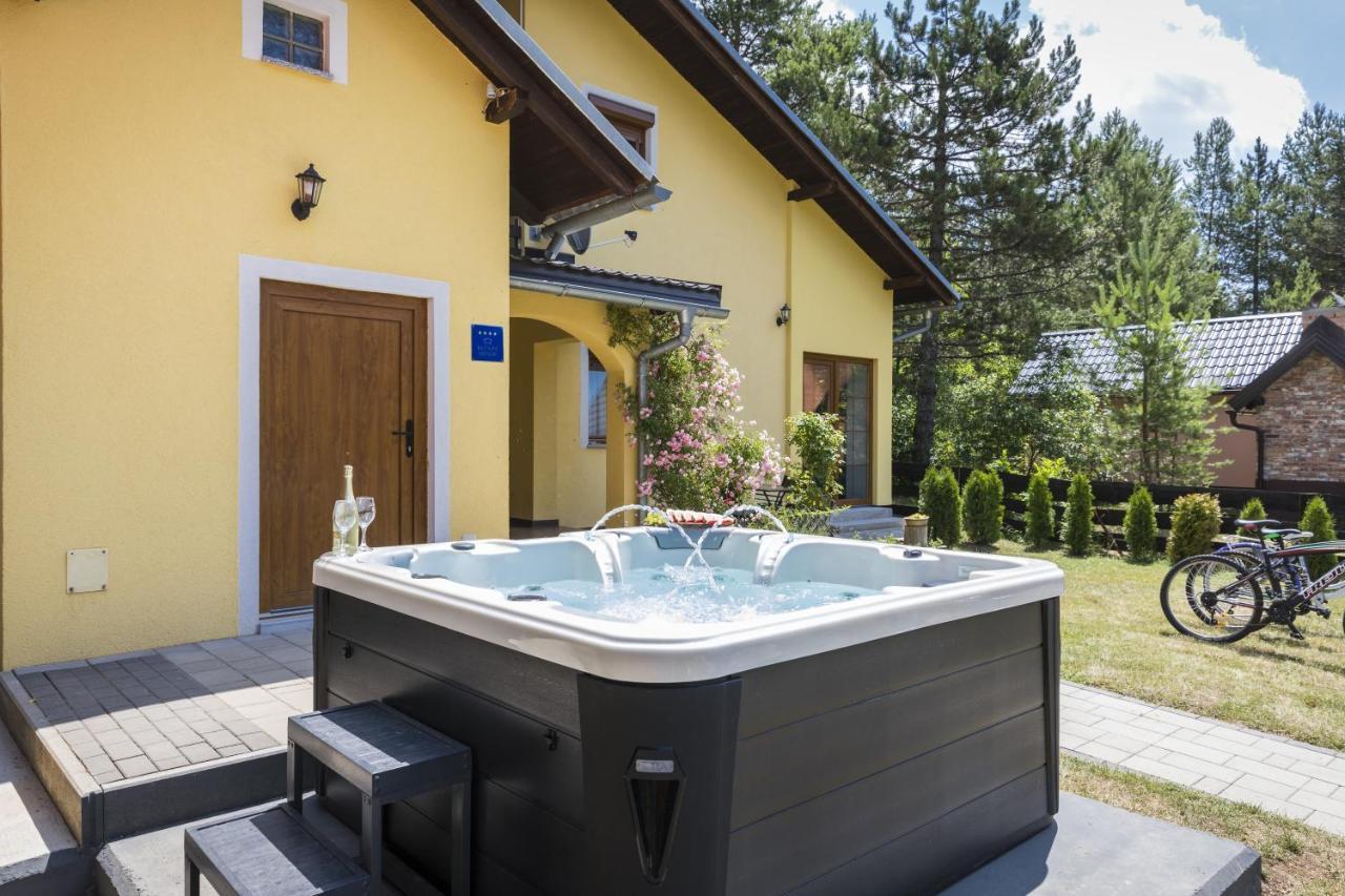 Cozy House Ania Villa Plitvička Jezera Exteriör bild